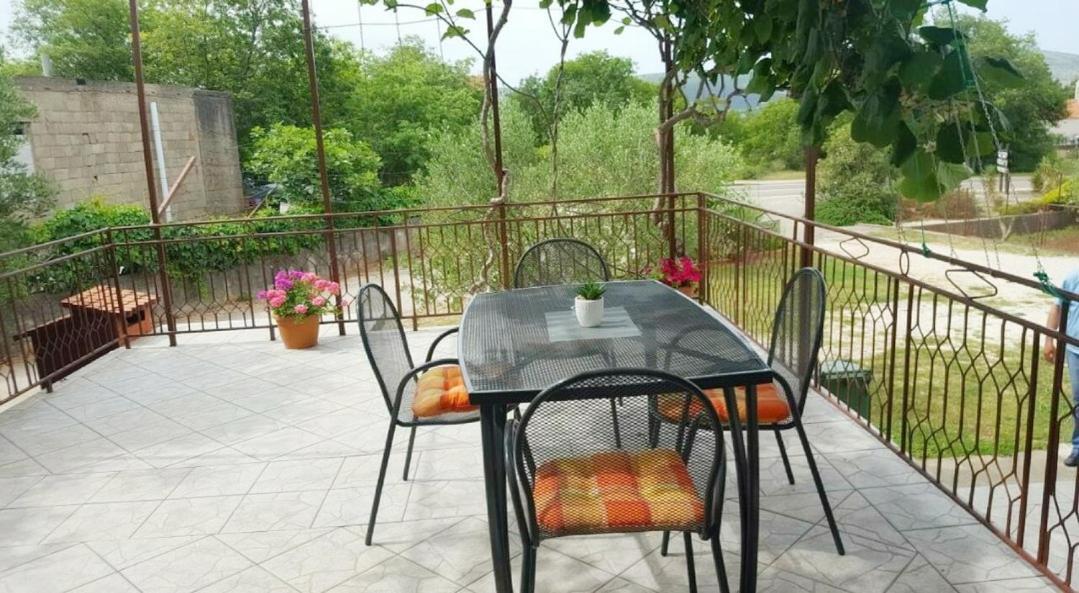 Apartmani Tomić Seline Pokój zdjęcie